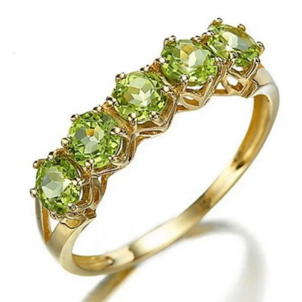 New Woman’s 9ct Gold Plated S925 Sterling Silver .68ctw Peridot Luxury Band Ring